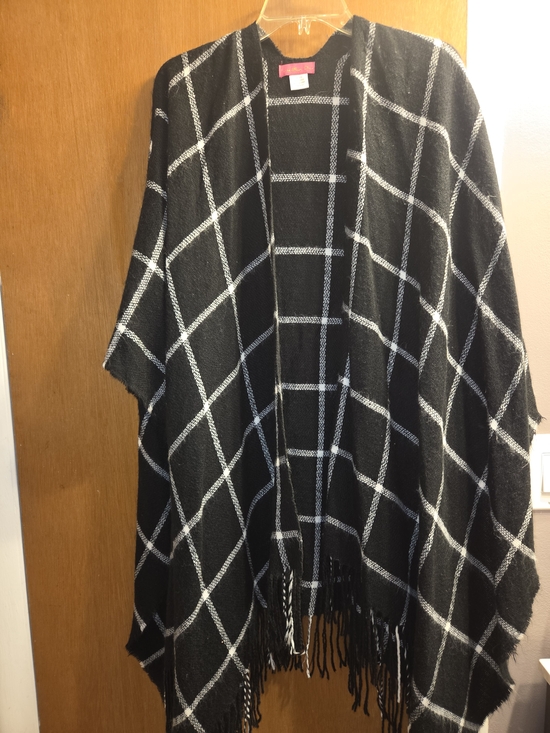 lakeshore dive Sweaters - Black Windowpane Fringe Poncho Wrap - Unbranded